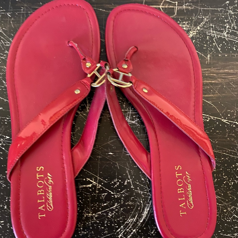 Cute flip flops.